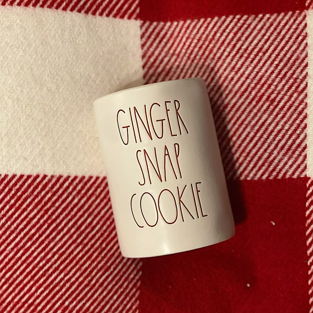 Rae Dunn Gingerbread Snap Cookie Candle